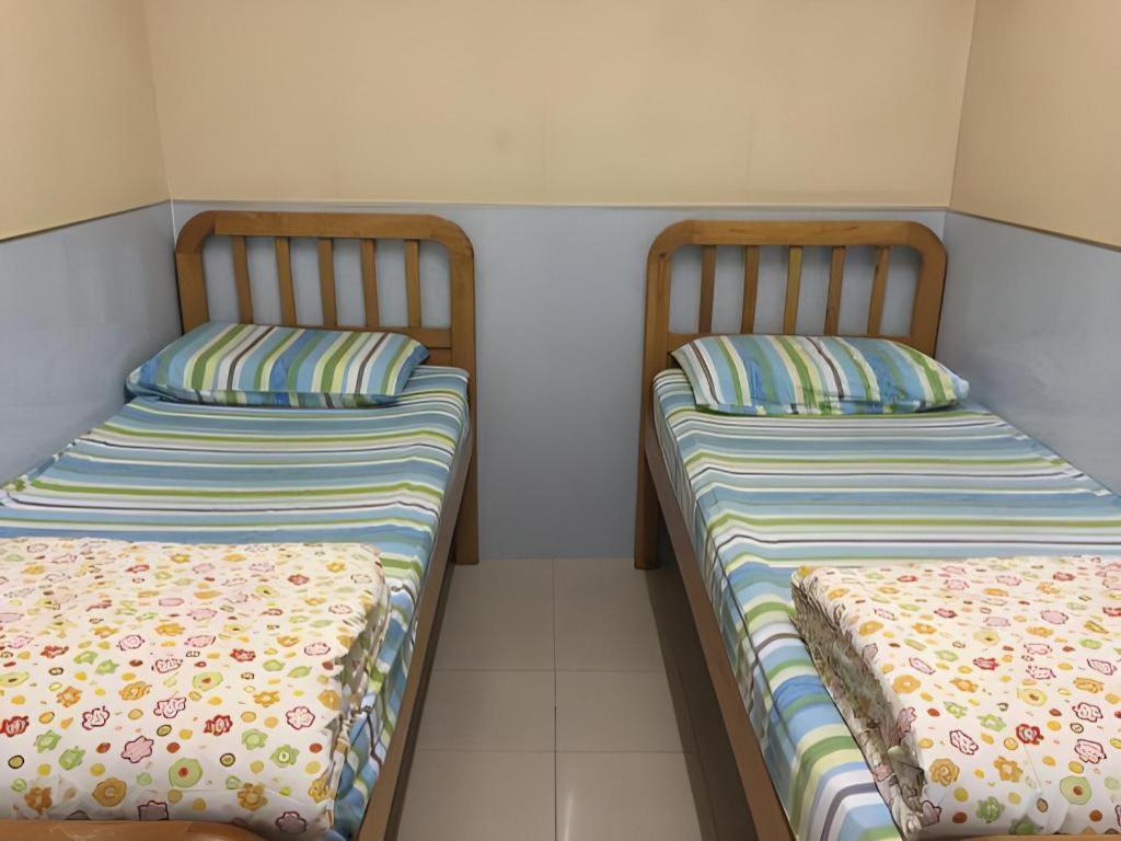 Dragon Hostel *